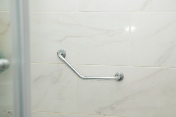 Toilet Grab Bar Installation in Port Saint Lucie