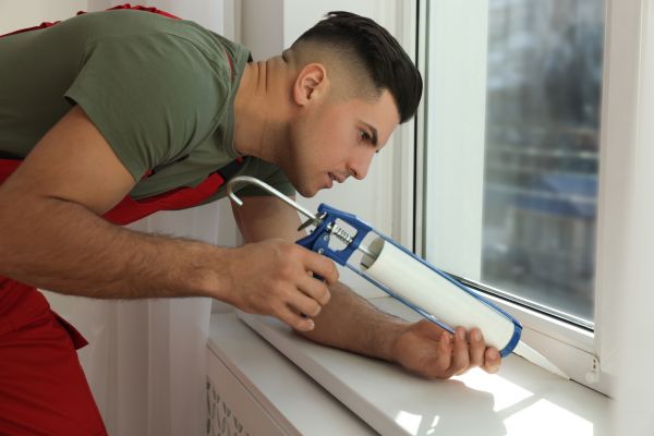 Window Caulking Repair in Port Saint Lucie
