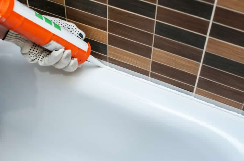 Bathtub Caulking